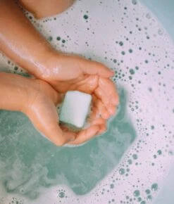 Naïf Natuurlijke Bruistabletten Voor Baby & Kind - 8 Stuks Per Doosje 20 Naïf Natuurlijke Bruistabletten Voor Baby & Kind - 8 Stuks Per Doosje -Babyproducten 1021x1200