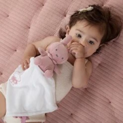 Tiamo Collection Knuffeldoekje Nijntje - Pink Baby Rib 11 Tiamo Collection Knuffeldoekje Nijntje - Pink Baby Rib -Babyproducten 1200x1200 1333