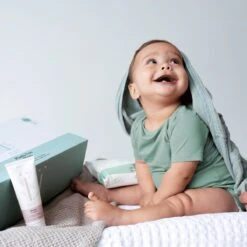 Naïf Plasticvrije Billendoekjes - Voordeelverpakking - 16 X 54 Doekjes - Met Natuurlijke Ingrediënten -Babyproducten 1200x1200 136