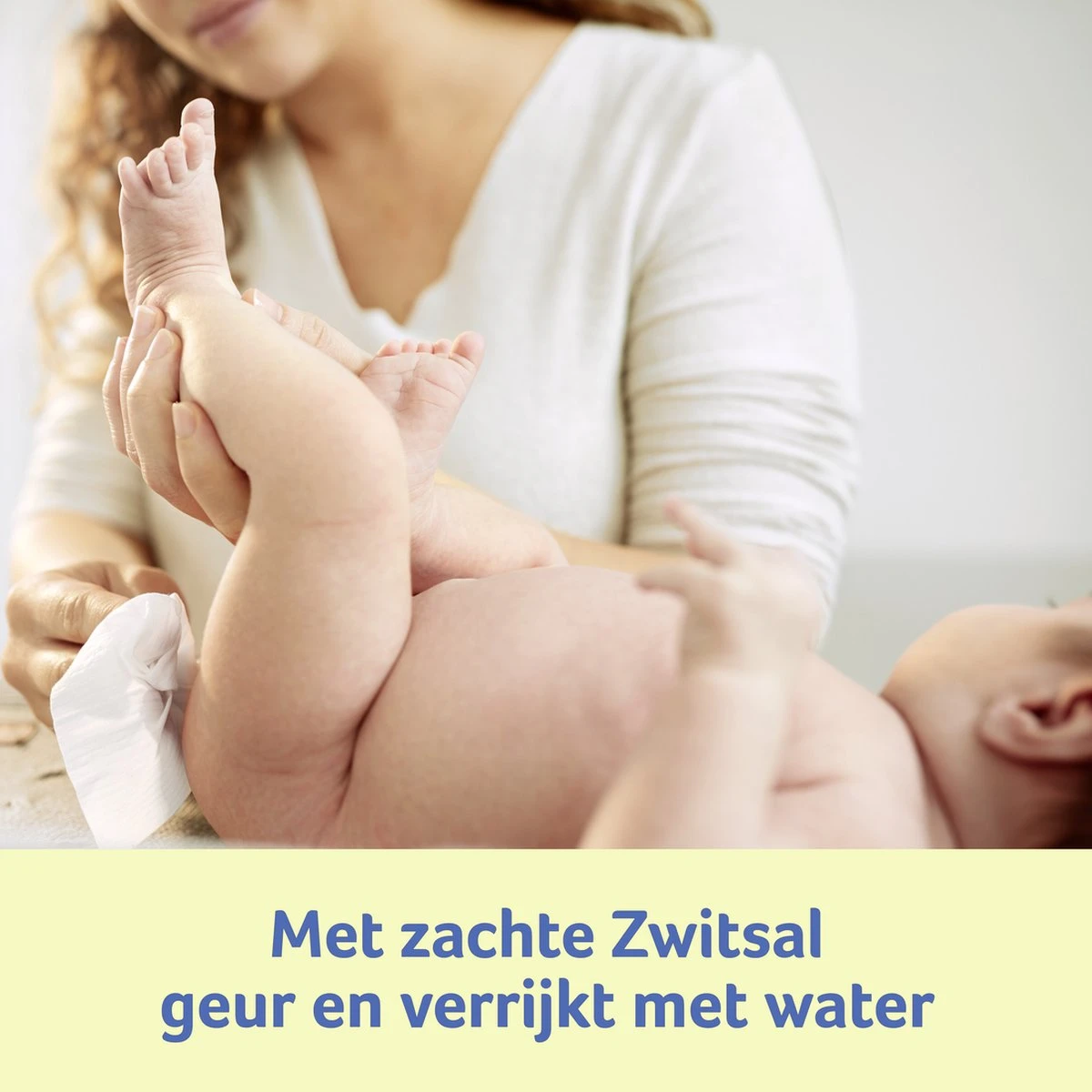 Zwitsal Water & Care Billendoekjes Met Zachte Zwitsal Geur - 624 Doekjes - Voordeelverpakking 3 Zwitsal Water & Care Billendoekjes Met Zachte Zwitsal Geur - 624 Doekjes - Voordeelverpakking - Afbeelding 3