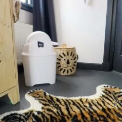 DiaperChamp One - Luieremmer - Verzorging - Luieremmers - White Black -Babyproducten 1200x1200 819