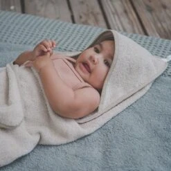 Koeka Baby Badcape Dijon Daily - 100x100cm - Zand -Babyproducten 1200x1200 889