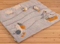Little Dutch - Speelkleed - Boxkleed - Sailors Bay -Babyproducten 1200x869 1