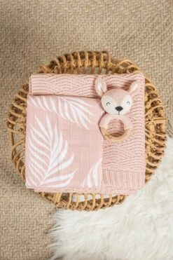 Jollein Hydrofiel Multidoek Nature 115x115cm - Pale Pink - 2 Stuks 21 Jollein Hydrofiel Multidoek Nature 115x115cm - Pale Pink - 2 Stuks -Babyproducten 800x1200 72