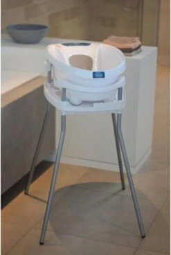 Babypatent AquaScale - Babybadje Safety Standaard (excl. Badje) -Babyproducten 805x1200